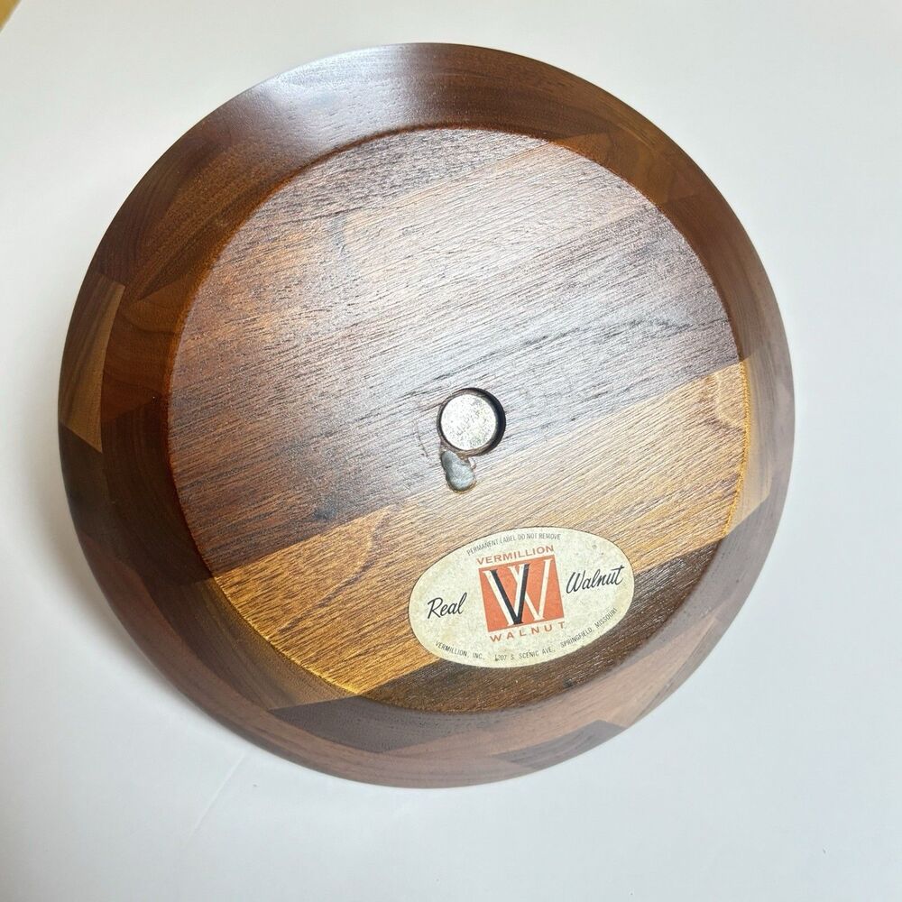 MCM Vermillion Walnut Serving Bowl w. Handle, 7" Bowl for Snack Nuts or Candy - Picture 5 of 7